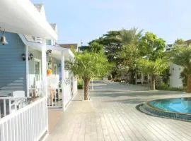 TomangOh Vintage Resort