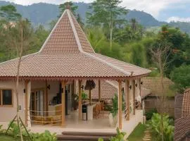 Tebola Villa Resort