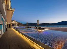 Lugu Lake Yunshang Holiday Hotel