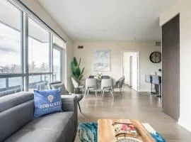 Stylish 3 BR 2BA with Free Parking