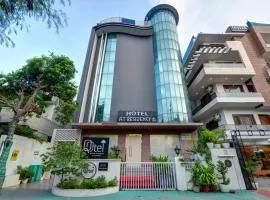 Qotel Hotel AT Residency Kaushambi Anand Vihar