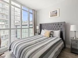 High Floor 1 Bedroom plus Den Condo Iceboat Terrace Downtown Toronto
