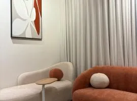 Luxury 1BR Suite Walk to Café&Supermarket