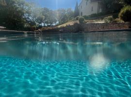 Casa Rondine, готель у місті Podere Dottrina