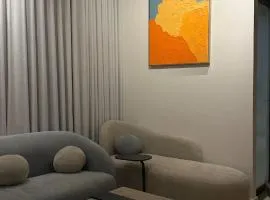 Stylish Suite, Walk to Café & SuperMarket