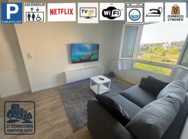 Appartement deux pièces refait à neuf parking et wifi, hotel u gradu 'Corbeil-Essonnes'