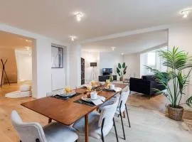 Luxury Penthouse with Panoramic Views 3BR