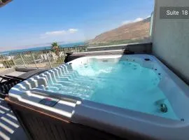 Galilee Escape Private Pool or Jacuzzi Retreat