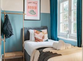 The Wandsworth Retreat l 2-Bed Family Apartment, hotel di London
