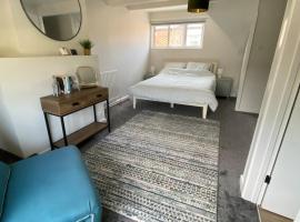 Stratford Cottage, villa in Stratford-upon-Avon