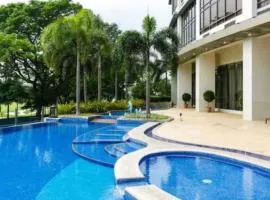 Executive Suites Bellagio Golf View Residences
