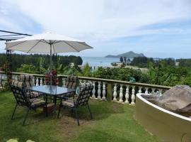 Hibiscus House Seychelles Self Catering, holiday rental in Victoria