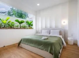 Dreamland Villas by RESIDE 3-Minute Walk to Beach