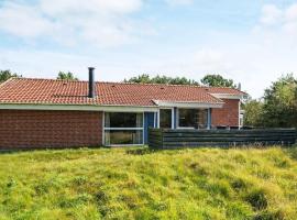 6 person holiday home in Fanø、ファーンのホテル