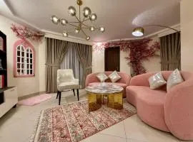 DownTown Apartments Gulberg