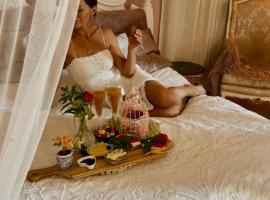 Esmaraldas House of Love, ξενοδοχείο σε Terrasini