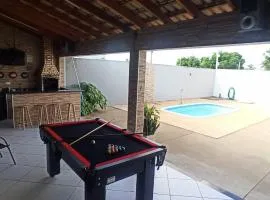 Resort Privado, Piscina, Fliperama, Cinema e Mesa de Bilhar