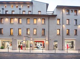 Di Sabatino Resort - Suite Apartments & Spa, hotel v destinaci Ascoli Piceno