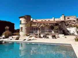 Grande Villa Provençale avec Piscine Privée à Gémenos