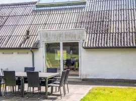 6 person holiday home in Løkken