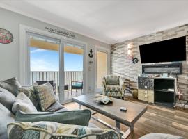 The Flamingo Balcony Waterview Heated Pool，位于坦帕的酒店