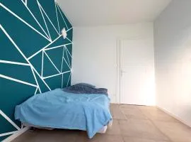 Petite chambre simple et propre Orly dans appartement