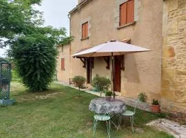 Maison des Hortensias à 500 m des bords de rivière