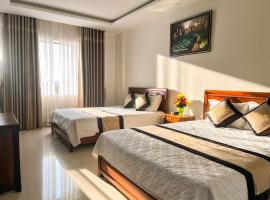 Phu Tien Hotel, hotel di Ðồng Hới