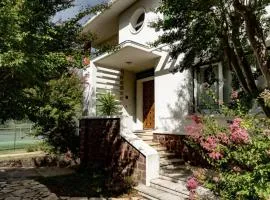 Chambre 1 Bois - WIFI - Proche gare