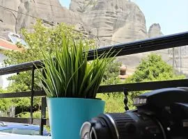 Grandmas Mansion 3BD Meteora - Rocks View