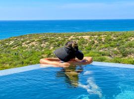 Casa del Mar - Luxury Seaside Villa, chỗ nghỉ tự nấu nướng ở Boca de la Vinorama