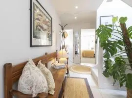 Contemporary 2-Bed 2-Bath Home with Parking