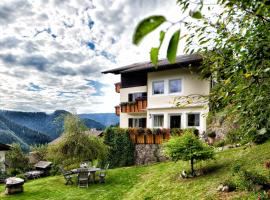 Villa Gottfried B&B, hotel di Eggen