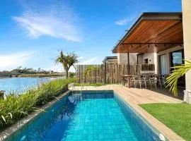 Luxo - Marina Privativa - 5 Suítes - Condomínio Clube