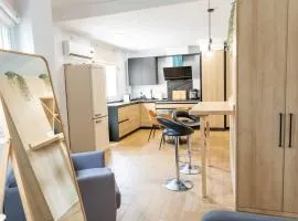 Chic Studio Downtown - AC - WiFi