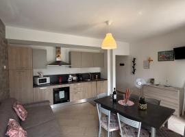 Casa La Pief 1 Giallo by Gardadomusmea