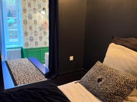 LE SIMONE -Centre Historique, хотел в Рен