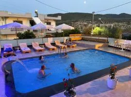 Villa Center & Pool Ksamil