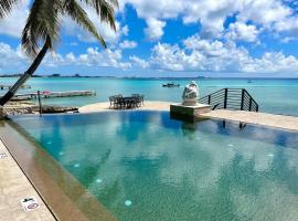 Seven Mile View Condo #3B, condo din West Bay