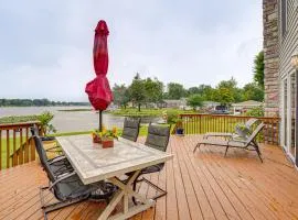 Garage Game Room, Bar: Coldwater Lake House!