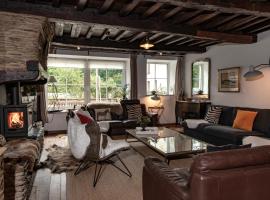 Au 13 du Faubourg de France à Bouillon, un cocon plein de charme, hotel di Bouillon