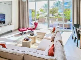 Aurora Mare Saadiyat 1BHK Loft Pool Access