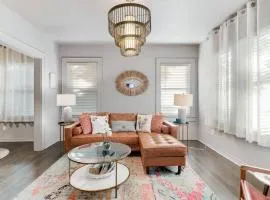 Stylish 1BR with Patio Near Santa Fe Trail