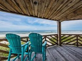 Peaceful Beachfront 30' Deck with Sweeping Views