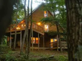 Cheerful Two Bdrm Cabin with Hot Tub & Pet Friendly