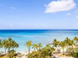 NEW Oceanfront Luxury at Waikiki Beach Tower