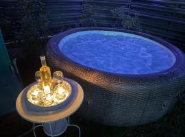 Luxury Villa Residence Corbeanca, Hotel in Corbeanca