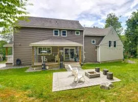 2 Mi to Golfing and Hiking Spacious Wilmington Home