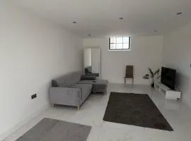 Stunning 2-bed house in Great Warley, Brentwood