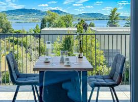 Apartmán s krásným výhledem na jezera a Pálavu, Hotel in Pasohlávky